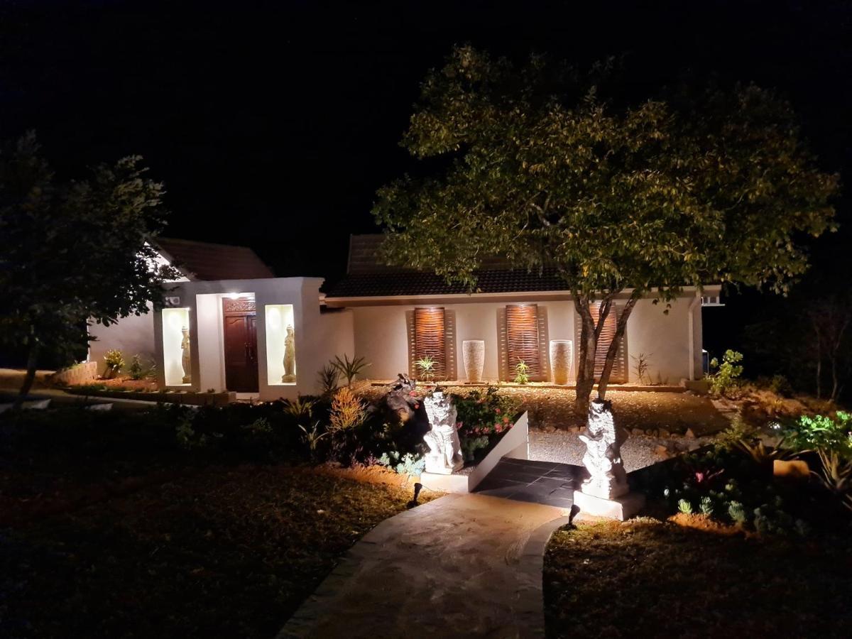 The Zarafa Villa เฮซีวิว ภายนอก รูปภาพ